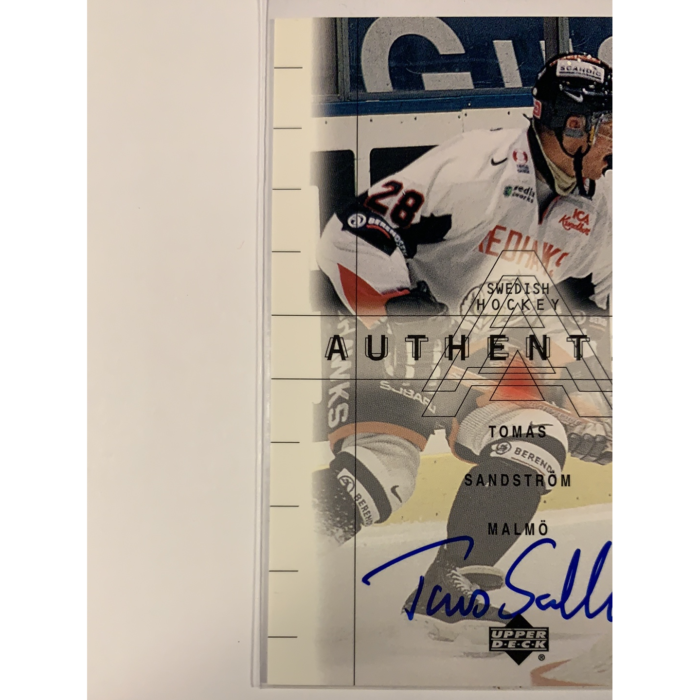 2000-01 Upper Deck Swedish Authentics Tomas Sandstrom On Card Auto | Local Legends Cards & Collectibles