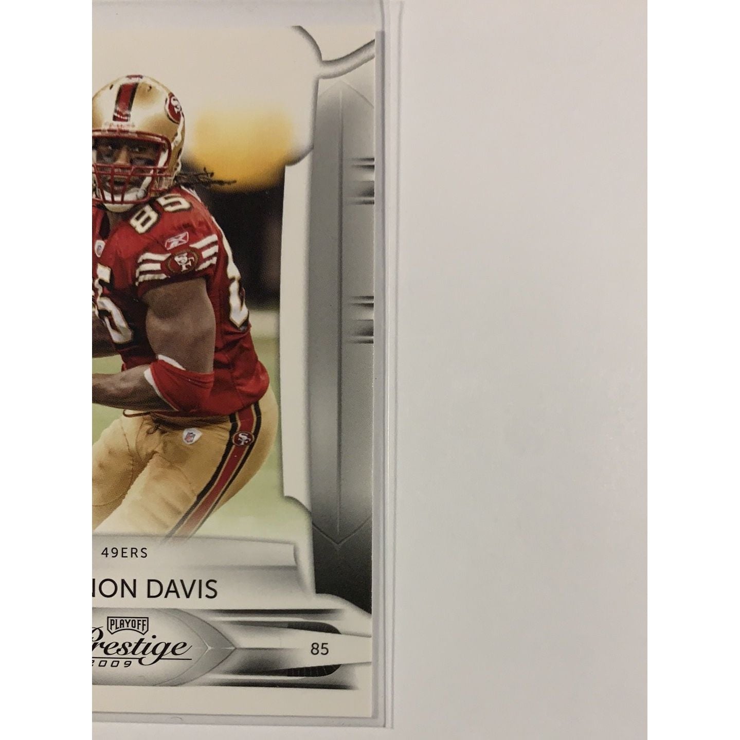  2009 Panini Vernon Davis Base #84  Local Legends Cards & Collectibles